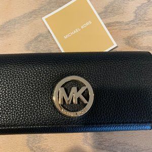 Michael Kors trifold black wallet